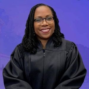 Meet your Posher, Laquisha